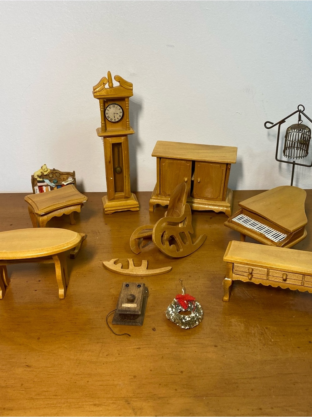 1/12 Scale Dollhouse Living Room Furniture Piano Bird Cage Tables Needs Repair